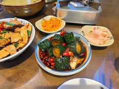 -富正毅三下锅·湘西韵味(天门山索道店)
