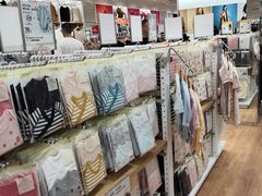 -优衣库(苏州吴江万象汇店)