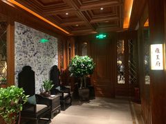 -八府香鸭·啫啫煲(华山路店)