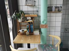 -蜜蜂小象·榴莲千层蛋糕(时代汇11栋店)