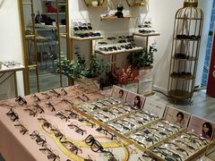 -肆兮眼镜·蔡司·徕卡战略合作店(大坪店)