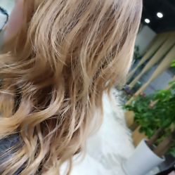 -CARR SALON