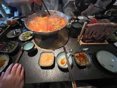 -湊湊火锅·茶憩(新中关购物中心店)