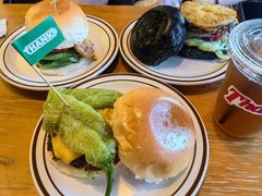 -Thanks美式餐厅(汉堡咖啡店)