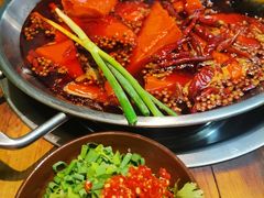 -老街·稳拈老火锅(海椒市店)