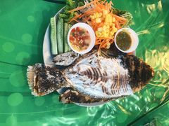 盐烤罗非鱼-Khwanjai thai food