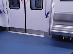 -红土地(地铁站)