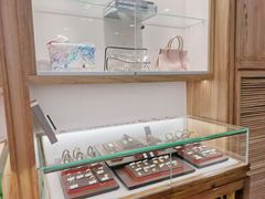 -品真阁华夏典当行(四通桥店)