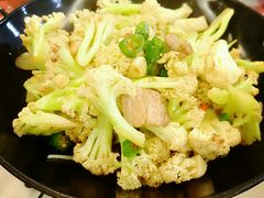 -鲁班小馆(政四街店)