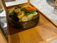 -一朵菌·野生菌探索家火锅(南亚店)