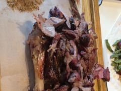 -东口码头·烧鸽子·鱼头泡饼·地方菜(金鹰悦城店)