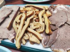 -东大桥小国抻面烧烤(长通路店)