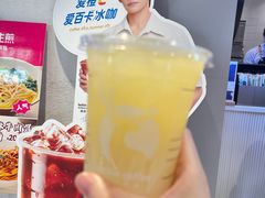 -瑞幸咖啡(凯德虹口龙之梦店)