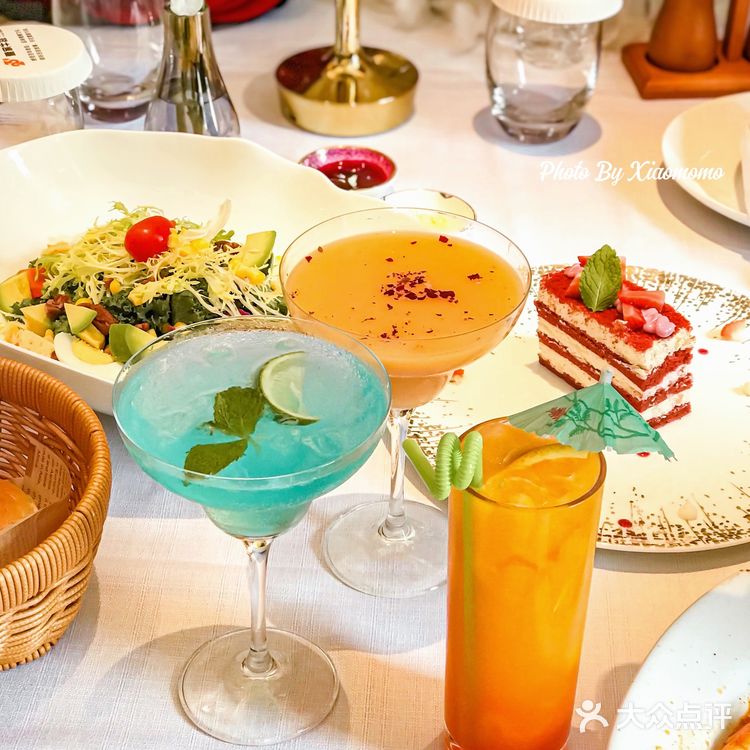 中央大街这家敲适合约会专研牛排🥩的餐厅真的绝