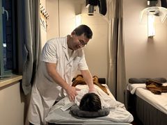 -裕和堂中医推拿艾灸(太古汇臻品店)