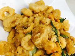 金沙鱿鱼-新峰肉骨茶