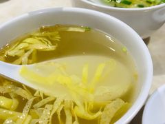 -聚笼鲜美食(凤凰街店)