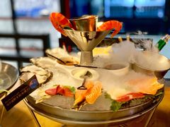土蚝海鲜塔拼盘-囧吉香生蚝牛排馆(湖北路店)