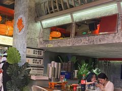 -神府路壹号·海鲜烧烤·砂锅粥·锅物(三坊七巷店)