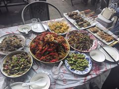 -老班长·小龙虾·鲜货烧烤大排档(金街美地店)