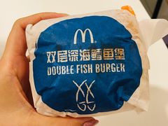 双层深海鳕鱼堡-麦当劳(广州新港东路第二分店)