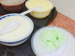 椰汁西米雪糕-百花传统甜品店(原址店)