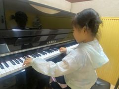 -柏斯音乐艺术中心·钢琴·吉他(上音店)