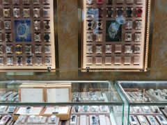 -亨得利名表服务中心(上海湾店)