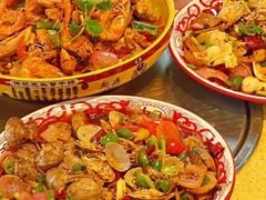 -休记光头香辣蟹干锅(绵竹店)