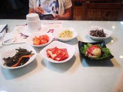 -益百岁牛尾汤(香山路店)