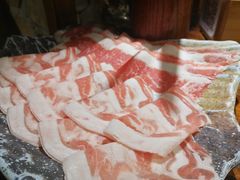 -东巴婆婆云南鱼豆花火锅(大东门店)