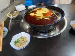 芋儿鸡-石灰市毛记烧鸡公(解放碑店)