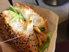 -星巴克(舟山蜈蚣峙店)