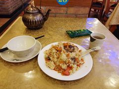 -维吾尔餐厅(宜山路店)