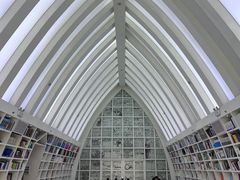 -钟书阁(松江泰晤士小镇店)