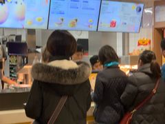 -麦当劳(轻轨曹杨路店)