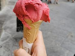 -Gelateria Dondoli