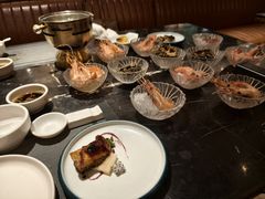 -半岛翡丽海鲜自助餐厅(观风亭店)