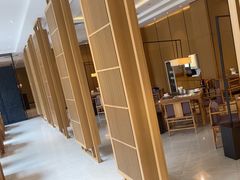 -鱼鲜饭香·招牌汽锅剁椒鱼头王