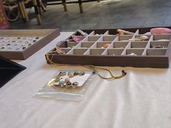 -百联临沂购物中心(临沂路店)