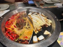 -廖掌柜·重庆鲜货火锅(上海首店)