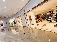 -优衣库(石家庄裕华万达广场店)