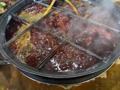 -正南齊北重庆老火锅(光华村直营店)