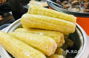 Steamed Northeast Glutinous Corn on the Cob