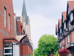 -钟书阁(松江泰晤士小镇店)