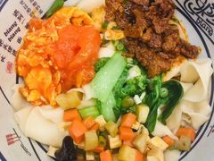 -陇上秦轩西安biangbiang面(EFC欧美金融商业城店)