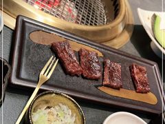 -铭牛烧肉·和牛海鲜自助(高新月牙湖店)