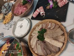 -菌子鲜汤野生菌锅
