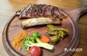 Fruitwood Smoked Beef Short Ribs