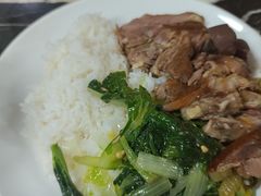 -乌文新澄海卤鹅店